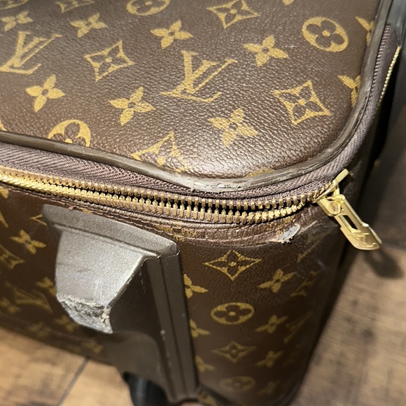 Louis Vuitton Monogram pegase 70 rolling suitcase - Picture 7 of 12